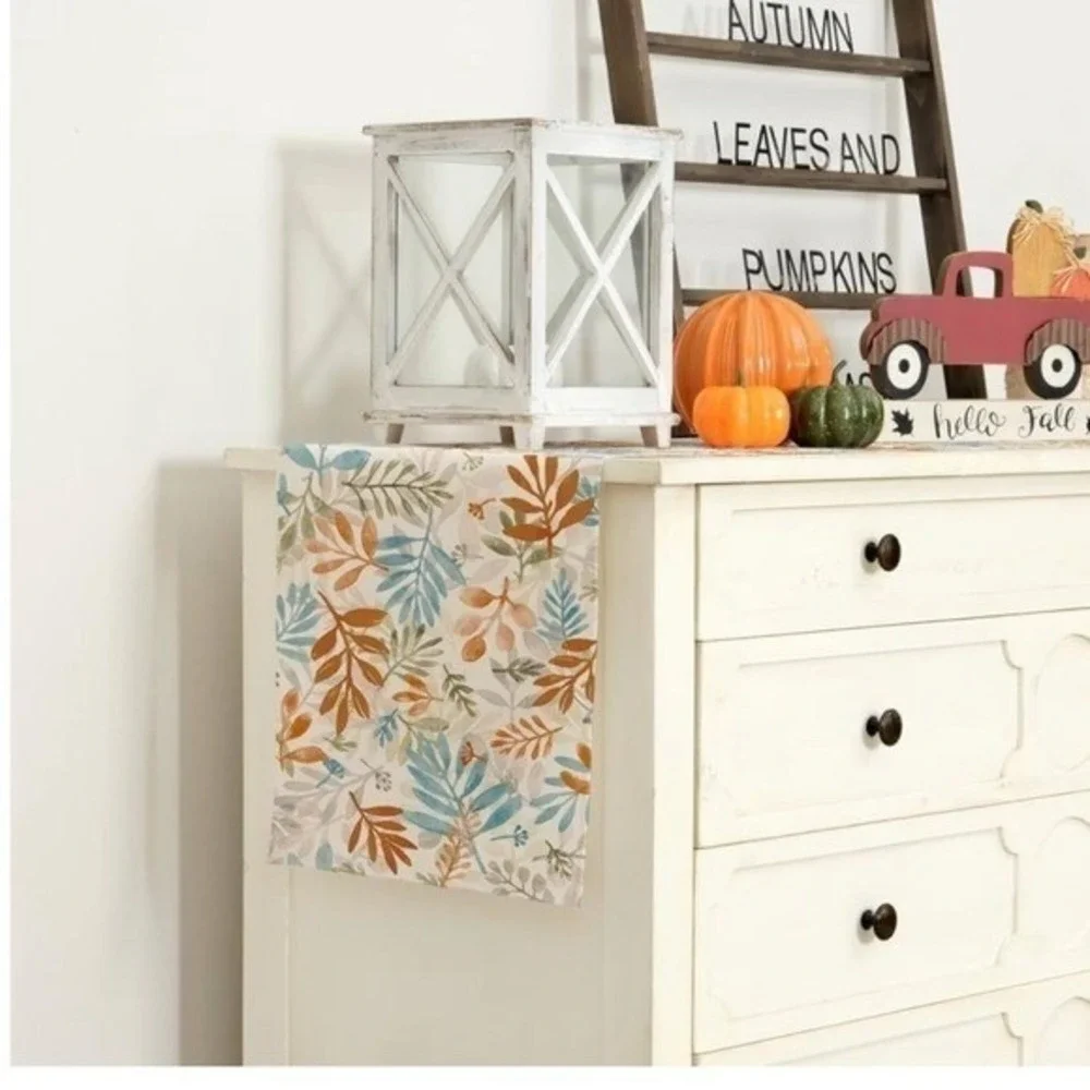 N/A table runner